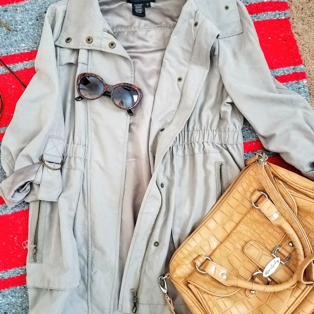 Live A Little lightweight jacket